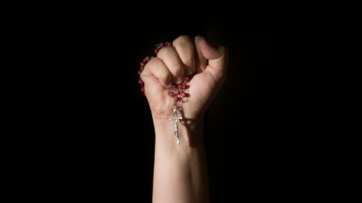Inilah 9 Fakta Tentang Doa Rosario Umat Katolik