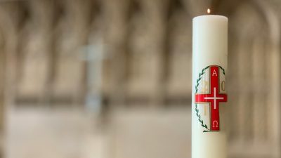 Ternyata ini 5 Alasan Gereja Katolik Menggunakan Lilin Saat Misa Kudus